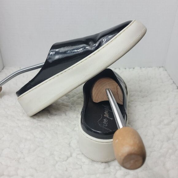 Free People Black Shiny Patent Leather Wynwood Slip On Slide Platform Mules - Picture 5 of 10